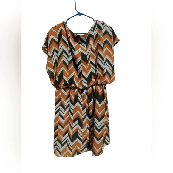 Charming Charlie Chevron Print Burnt Orange, Black, and White Midi Dress XL - Picture 2 of 5